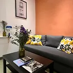 Fully Equipped Studio At 3 Mins From Metro